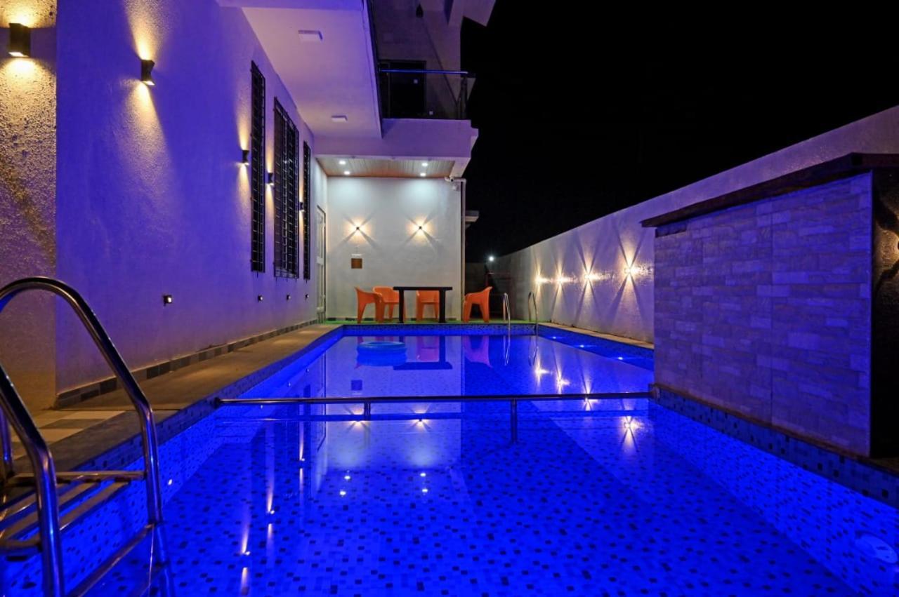 Fun Square Villa Lonavala Bagian luar foto